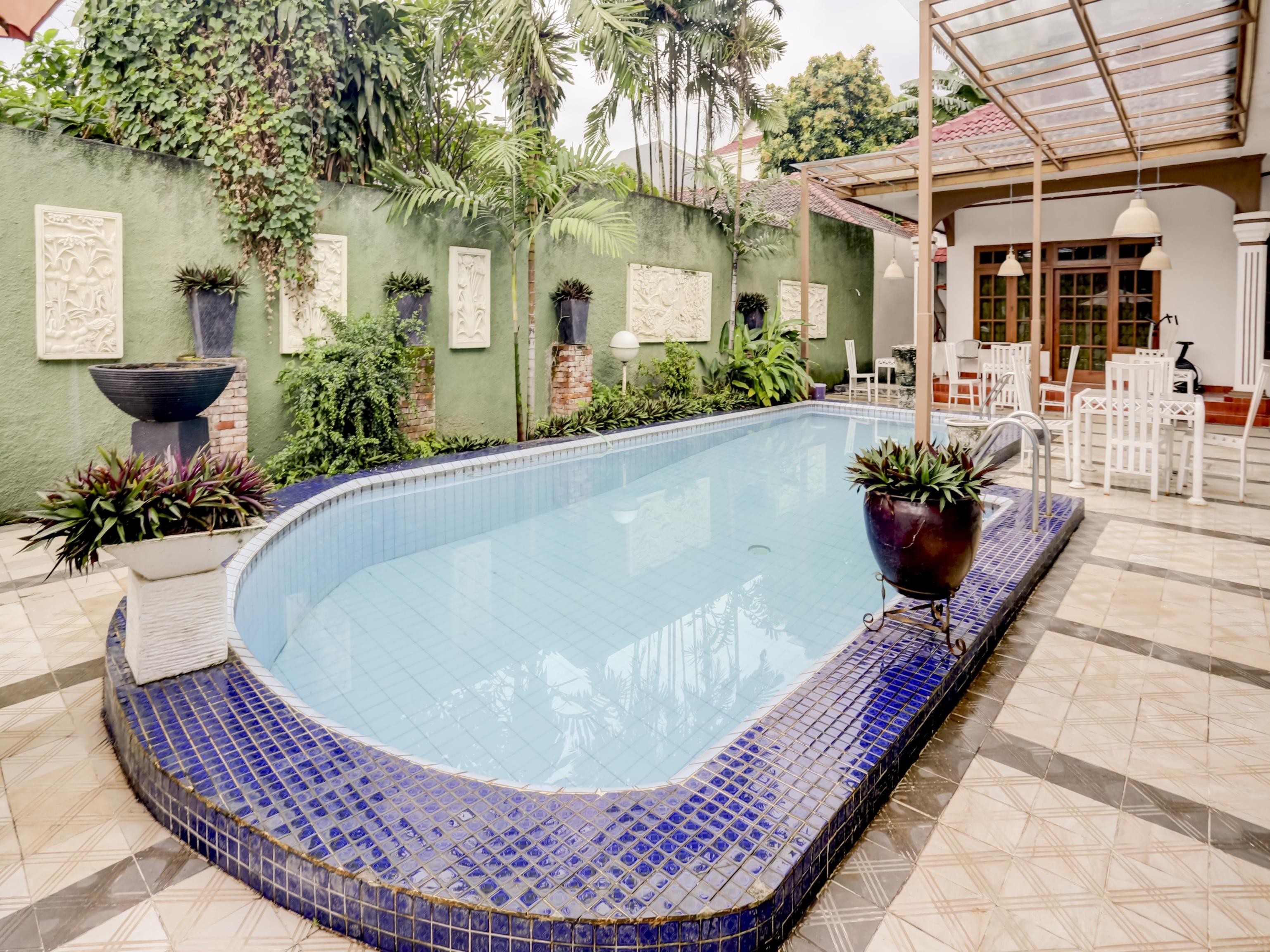 Oyo 90066 Tobana Pejaten House Jakarta Exterior foto